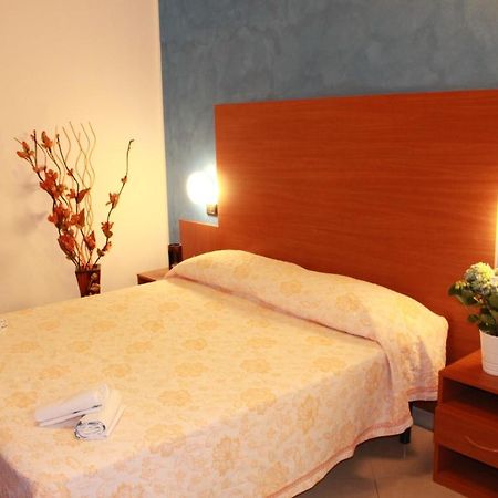 Hotel Nettuno Montecatini Terme Exterior photo